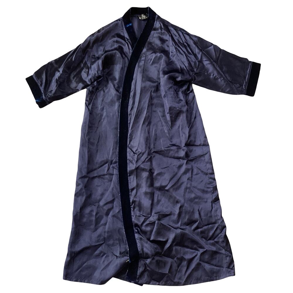 Labeaux Satin Robe - Picture 3 of 7
